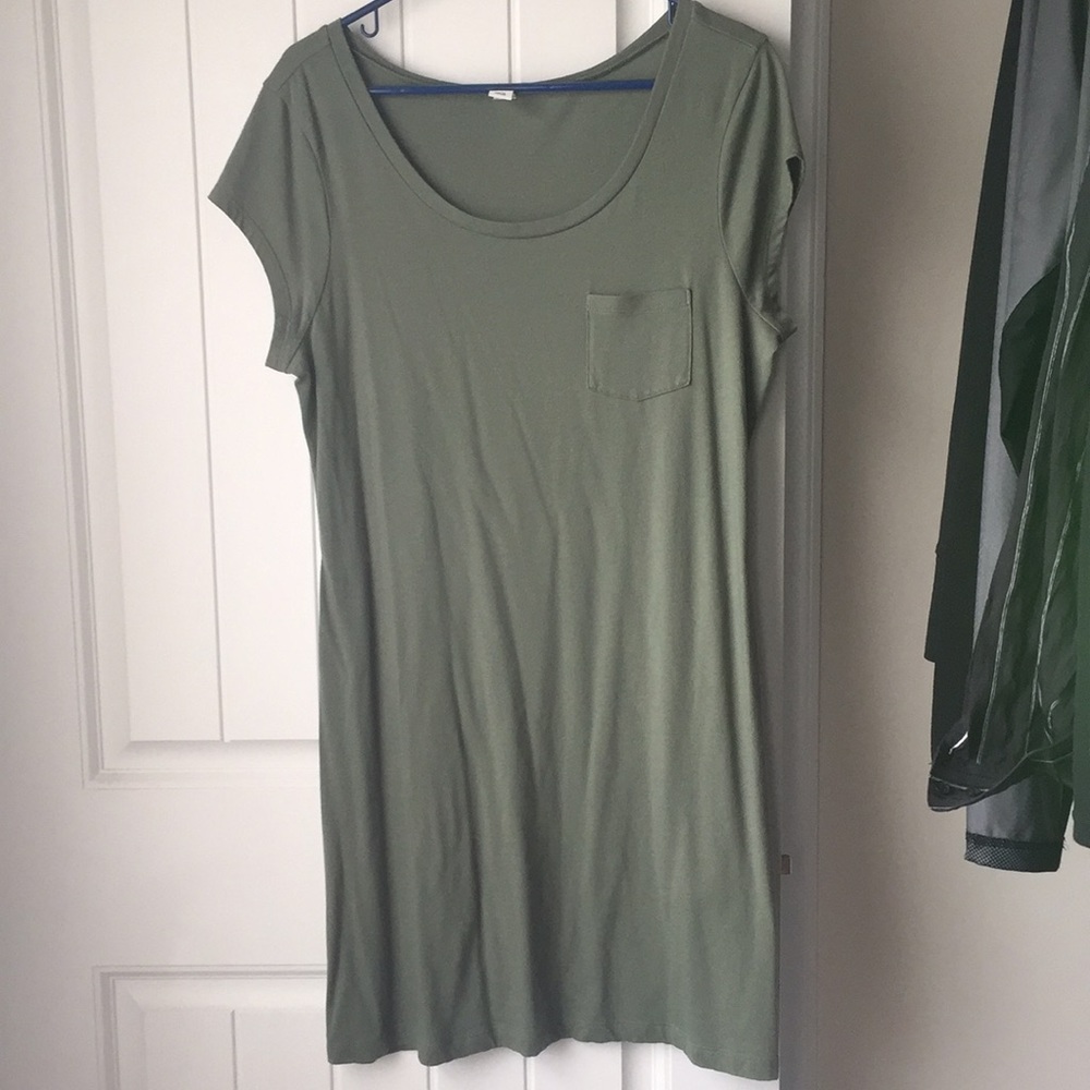 Old Navy t shirt style dress